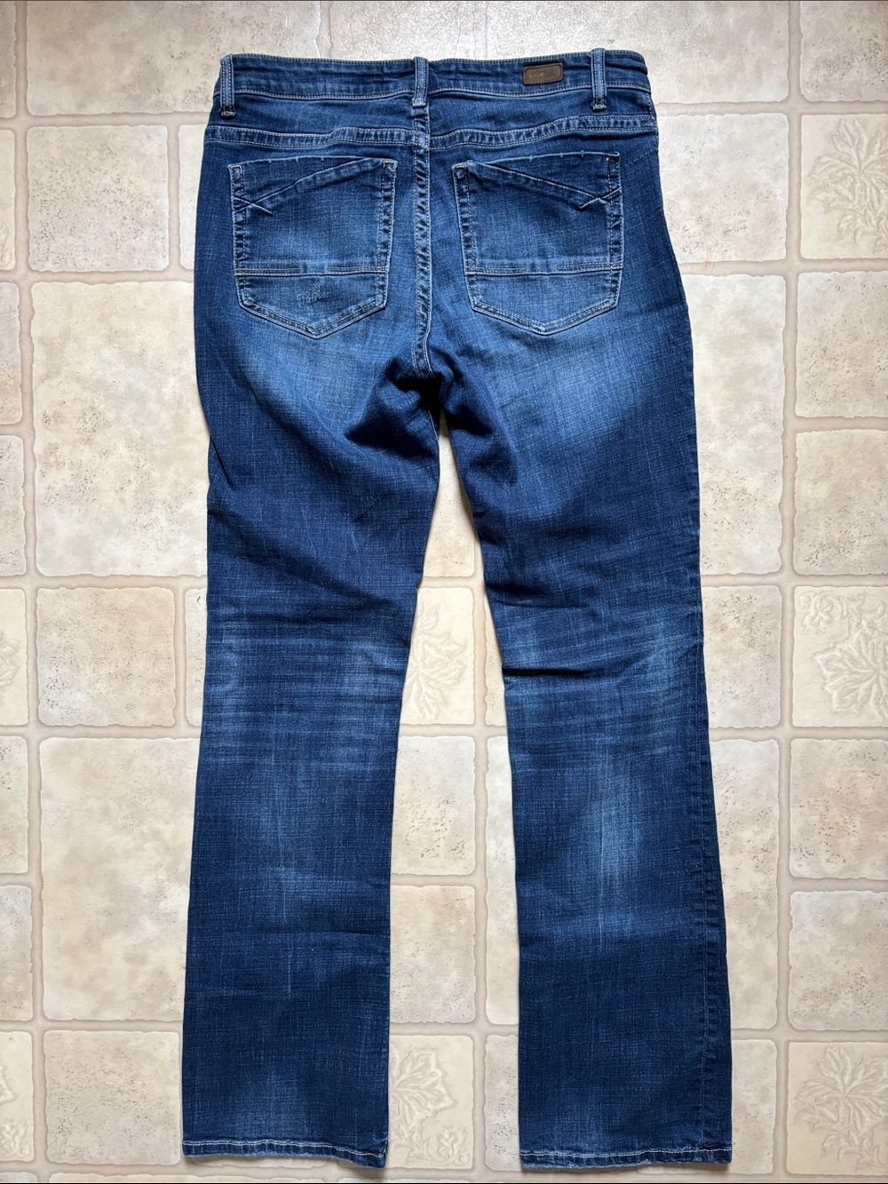 Buckle BKE PAYTON Universal Fit Mid-Rise Tailored Boot Cut Jeans Women's 31x35.5 - Picture 2 of 8